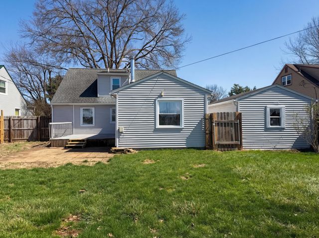 413 Sherwood Drive W, Newark, OH 43055