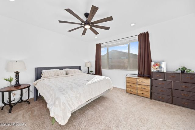 7860 S Ivy Hollow Avenue, Tucson, AZ 85757