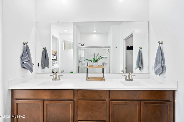 7860 S Ivy Hollow Avenue, Tucson, AZ 85757