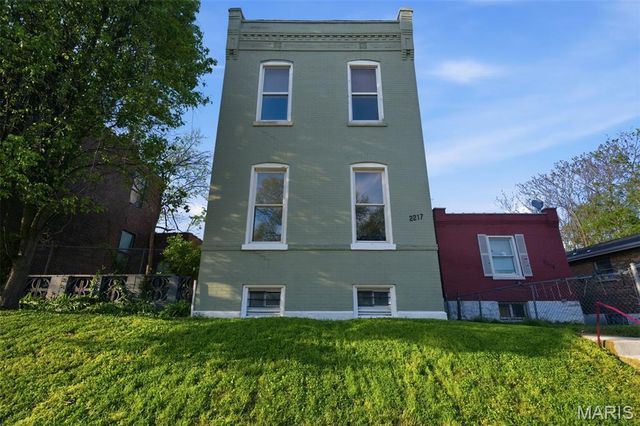 2217 Keokuk Street, St Louis, MO 63118