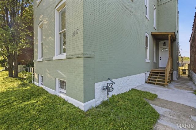 2217 Keokuk Street, St Louis, MO 63118