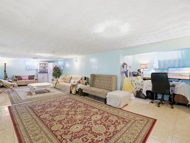 44 Dunster Rd, Everett, MA 02149