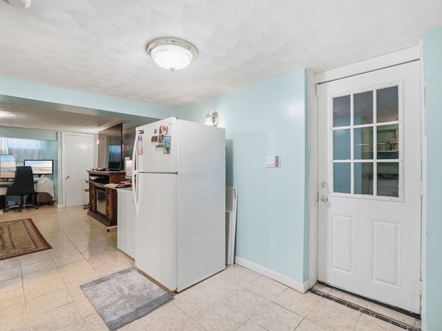 44 Dunster Rd, Everett, MA 02149