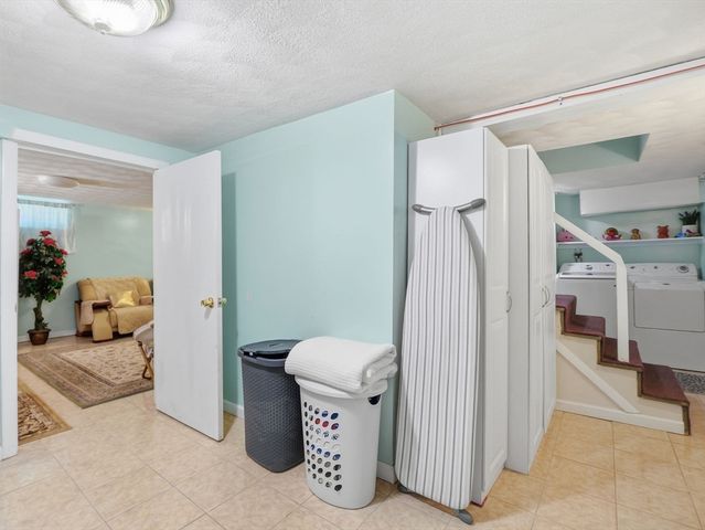 44 Dunster Rd, Everett, MA 02149