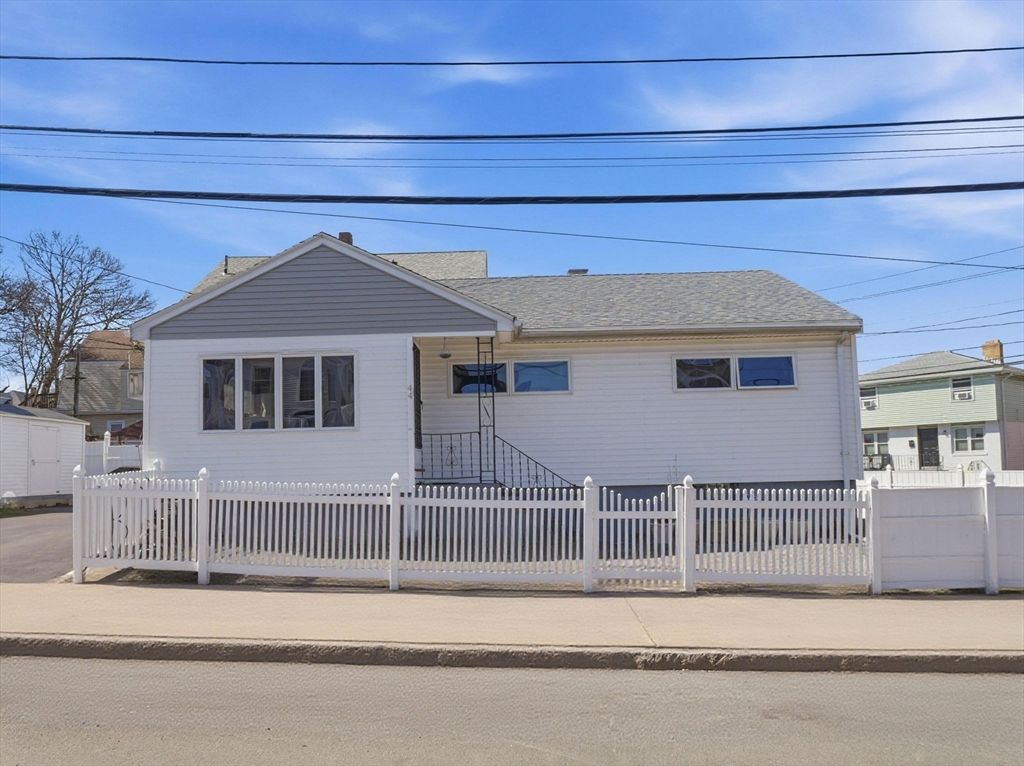 44 Dunster Rd, Everett, MA 02149