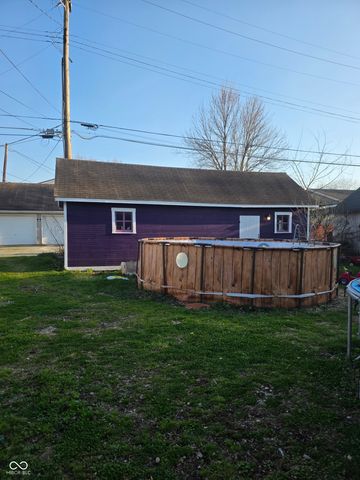 519 W 4th Street, Seymour, IN 47274