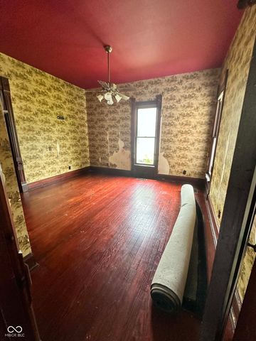 519 W 4th Street, Seymour, IN 47274