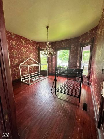 519 W 4th Street, Seymour, IN 47274