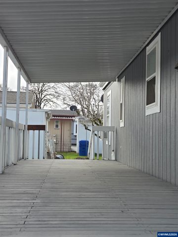 4940 Sunnyside Rd Rd S B-8, Salem, OR 97306