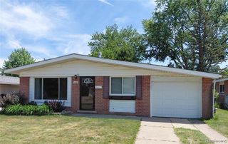 513 S Hawthorne Street, Westland, MI 48186