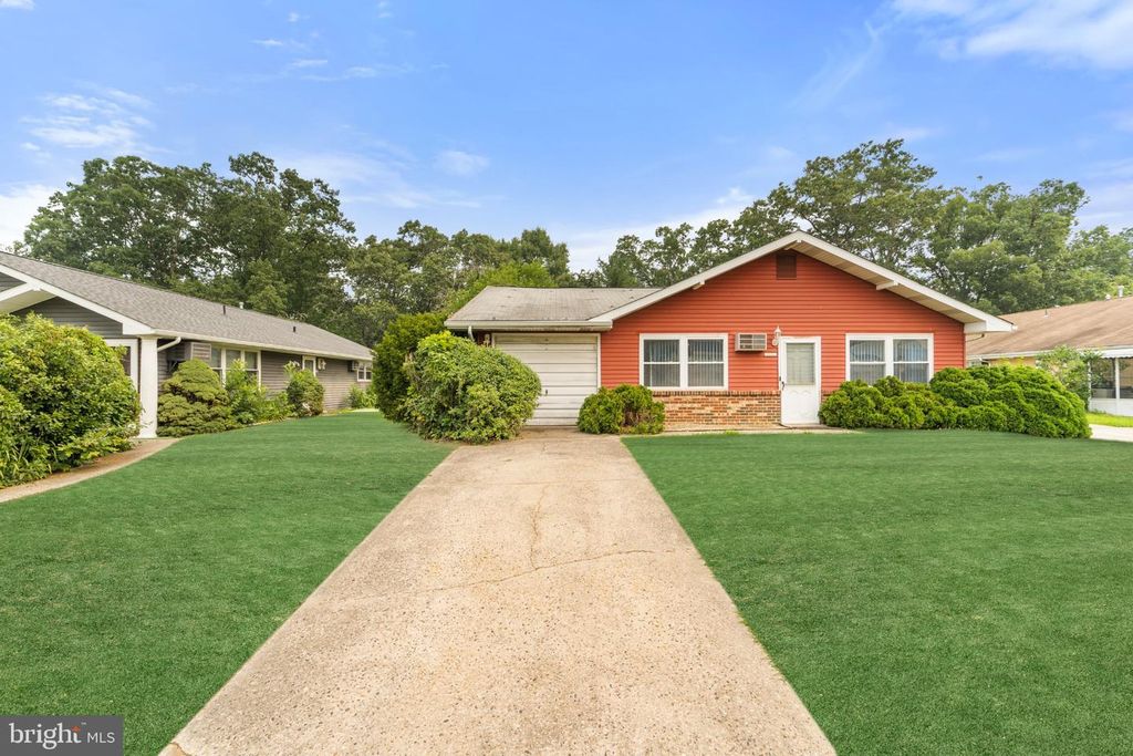 160 ELMTOWNE BLVD, Hammonton, NJ 08037