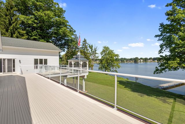 15665 Portage Road, Schoolcraft Twp, MI 49097