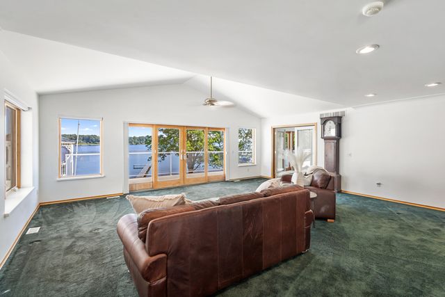 15665 Portage Road, Schoolcraft Twp, MI 49097