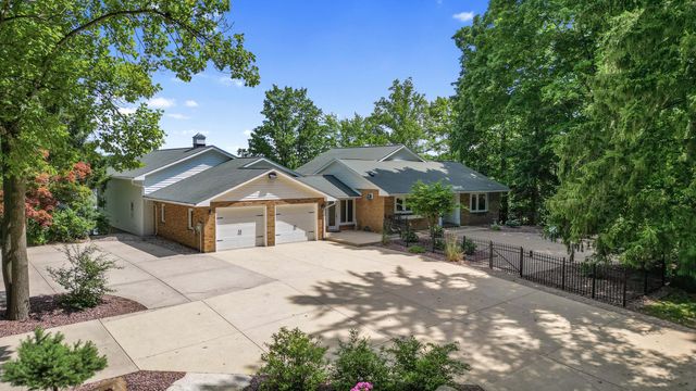 15665 Portage Road, Schoolcraft Twp, MI 49097