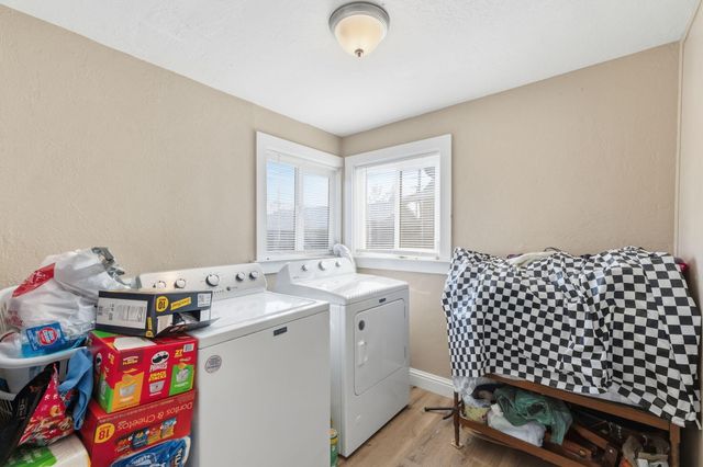 321 N Orange Avenue, Exeter, CA 93221