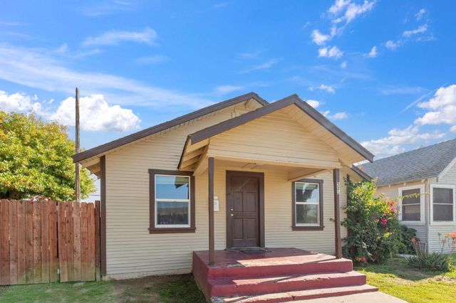 321 N Orange Avenue, Exeter, CA 93221