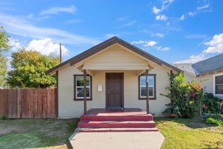 321 N Orange Avenue, Exeter, CA 93221