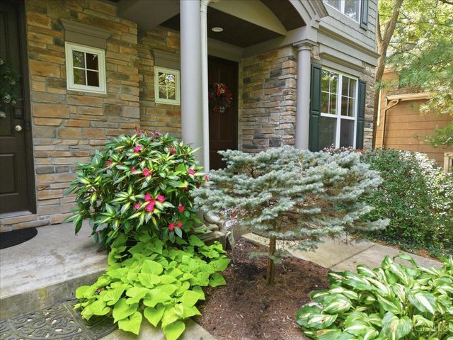 6841 Indian Hill Road, Cincinnati, OH 45227