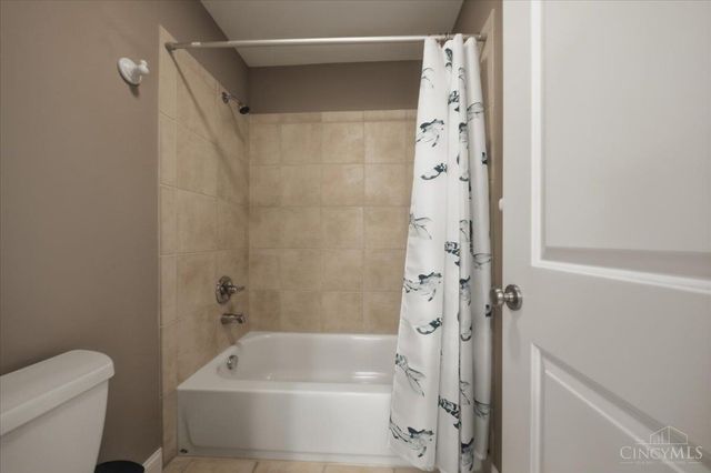 6841 Indian Hill Road, Cincinnati, OH 45227