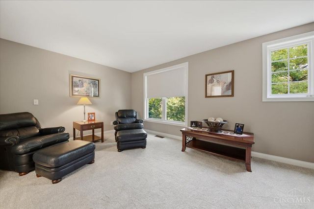 6841 Indian Hill Road, Cincinnati, OH 45227