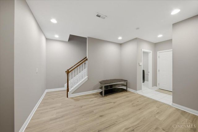6841 Indian Hill Road, Cincinnati, OH 45227