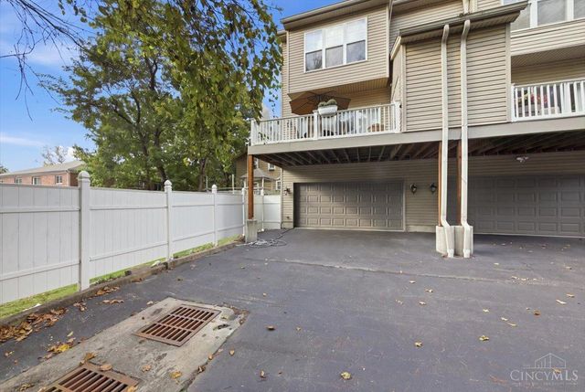 6841 Indian Hill Road, Cincinnati, OH 45227