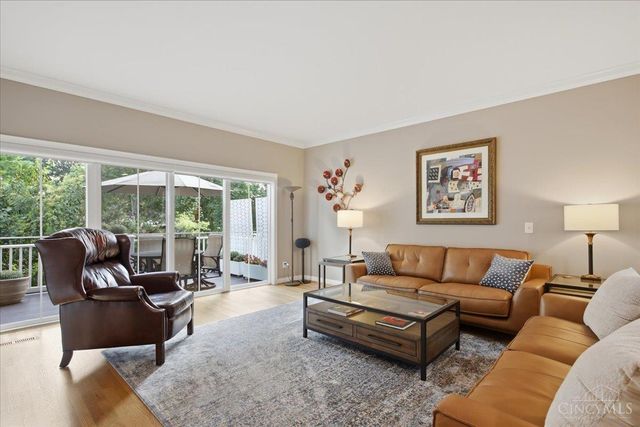 6841 Indian Hill Road, Cincinnati, OH 45227