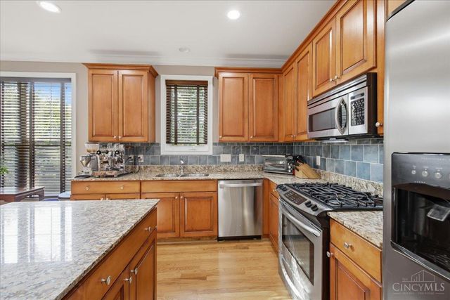 6841 Indian Hill Road, Cincinnati, OH 45227
