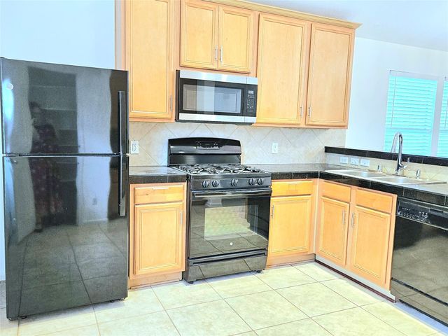 8827 Windfern Trace Drive, Houston, TX 77064