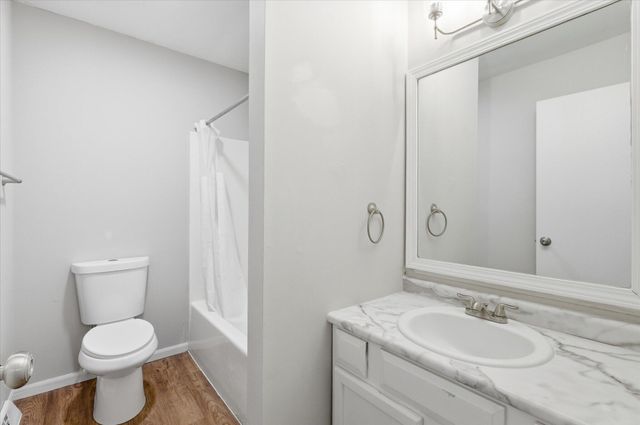 315 FOXFIRE DR, Columbia, MO 65201