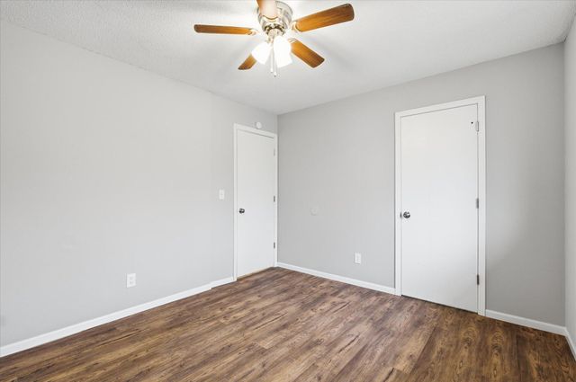 315 FOXFIRE DR, Columbia, MO 65201