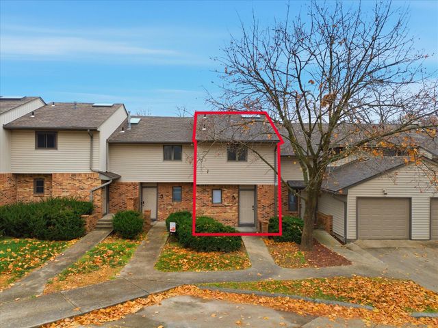 315 FOXFIRE DR, Columbia, MO 65201