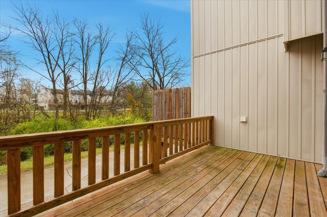 315 FOXFIRE DR, Columbia, MO 65201