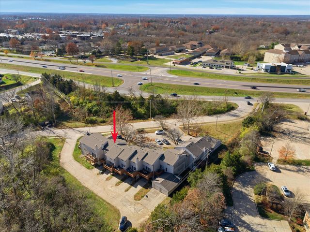 315 FOXFIRE DR, Columbia, MO 65201