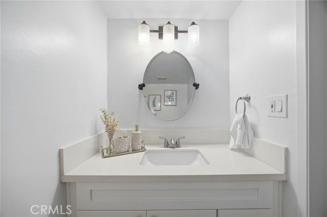 1239 W Rosecrans, Gardena, CA 90247