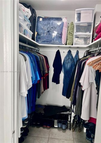 2016 Bay Dr 203, Miami Beach, FL 33141