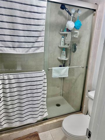 2016 Bay Dr 203, Miami Beach, FL 33141