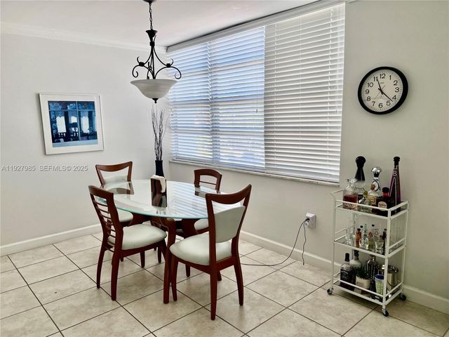 2016 Bay Dr 203, Miami Beach, FL 33141