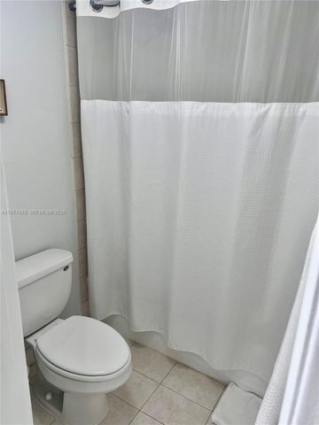 2016 Bay Dr 203, Miami Beach, FL 33141