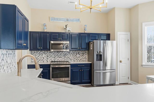 1135 N Blackmoor Dr., Murrells Inlet, SC 29576