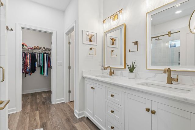 1135 N Blackmoor Dr., Murrells Inlet, SC 29576