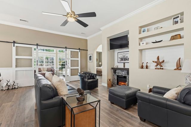 1135 N Blackmoor Dr., Murrells Inlet, SC 29576