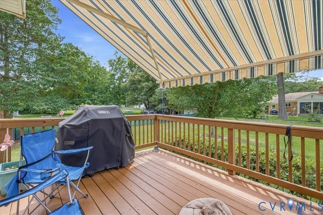13308 S Chester Rd, Chester, VA 23831