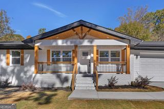 945 King Road, Riverdale, GA 30296