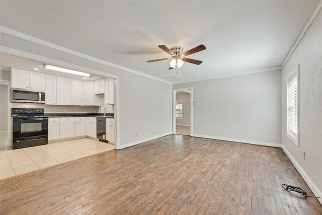 176 Forest Lane, Gun Barrel City, TX 75156