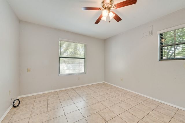 176 Forest Lane, Gun Barrel City, TX 75156