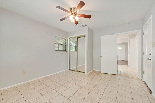 176 Forest Lane, Gun Barrel City, TX 75156