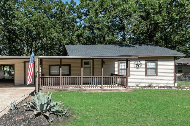 176 Forest Lane, Gun Barrel City, TX 75156