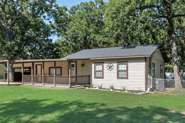 176 Forest Lane, Gun Barrel City, TX 75156