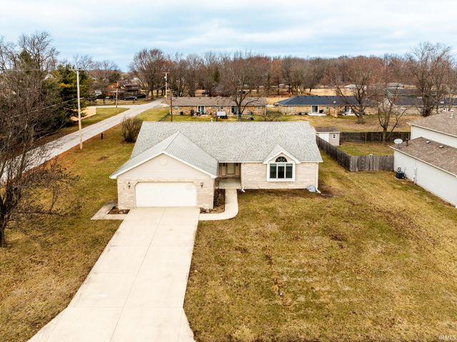 5608 W Wedgewood Lane, Muncie, IN 47304